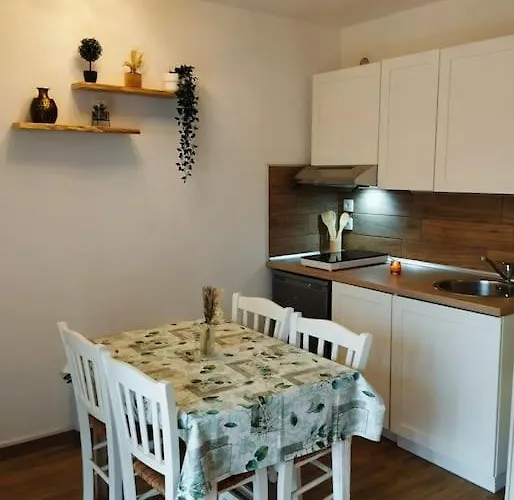 Lägenhet Appt 4-5 Pers Au Verdon-sur-mer Dans De Tourisme 3 Etoiles